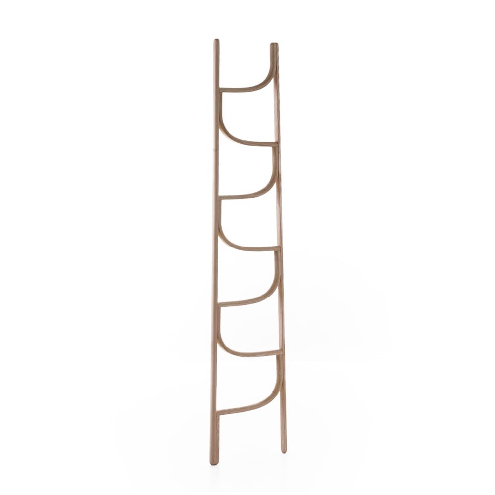 Escultura decorativa Ladder de GTV Thonet Vienna. Escalera perchero de diseño.