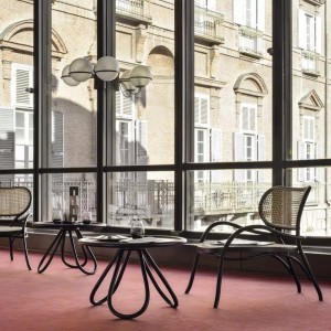 Sillón Lehnstuhl de GTV Thonet Vienna. Sillones, butacas y sillas para salón.