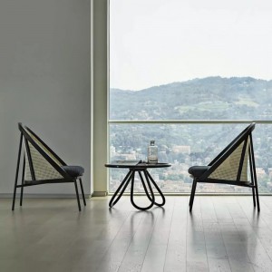 Sillón Loïe de diseño GTV Thonet Vienna. Sillones modernos de salón.