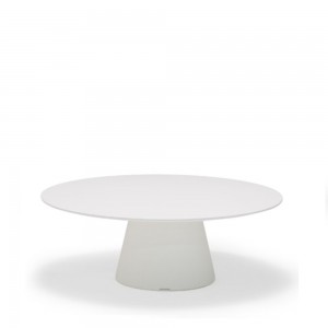 Mesa Reverse de Andreu World. Mesa de diseño clásico para interiores.