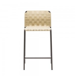 Taburete Costa Andreu World. Diseño de muebles ideales para exteriores.