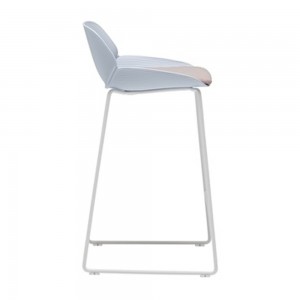 Taburete Nuez Outdoor Andreu World. Diseño moderno ideal para exterior.