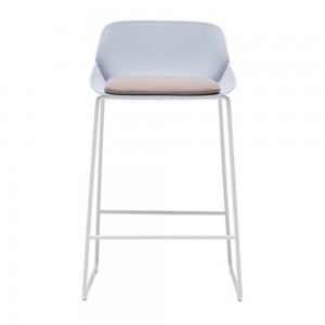 Taburete Nuez Outdoor Andreu World. Diseño moderno ideal para exterior.