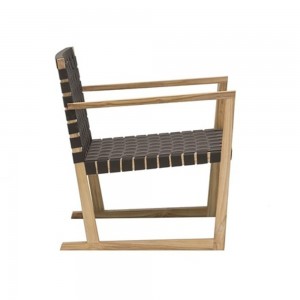 Butaca Serena Teak Andreu World . Diseño de sillas modernas para exterior.