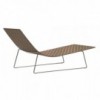 Tumbona Trenza Andreu World. Diseño de mueble elegante para piscina.
