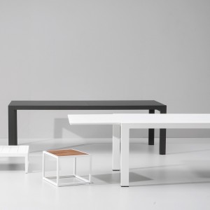 Mesa extensible 6 a 10 personas aluminio, colección Landscape de Kettal.