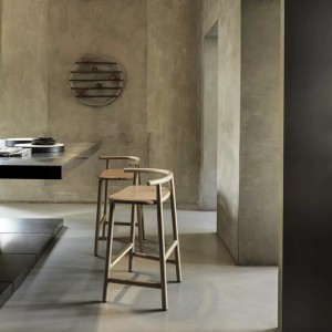 Taburete Single Curve de GTV Thonet Vienna. Sillas y taburetes de diseño.