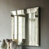 Espejo Regal oferta de Cattelan Italia con marco en cristal.