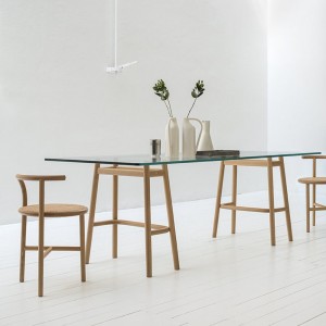 Taburete Single Curve 3 Patas de GTV Thonet Vienna. Taburetes de diseño.