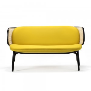 Sofá Suzenne de GTV Thonet Vienna. Sillas, butacas y sillones de diseño.