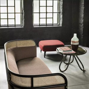 Puff Targa de GTV Thonet Vienna. Colección de sofás y puffs para hogar.