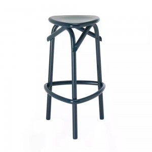 Taburete Trio de GTV Thonet Vienna. Taburetes de diseño moderno para cocina.