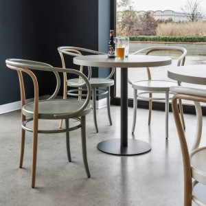 Sillón Wiener Bicolor de GTV Thonet Vienna. Sillones para salón y comedor.