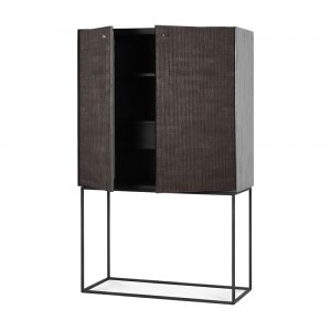 Aparador alto Grooves de Ethnicraft. Muebles modernos macizos. Aparador de salón.