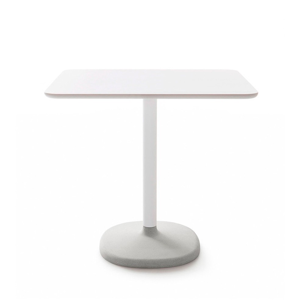 Mesa Cuadrada Fonda de B-Line. Muebles y complementos de exterior e interior.