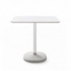 Mesa Cuadrada Fonda de B-Line. Muebles y complementos de exterior e interior.