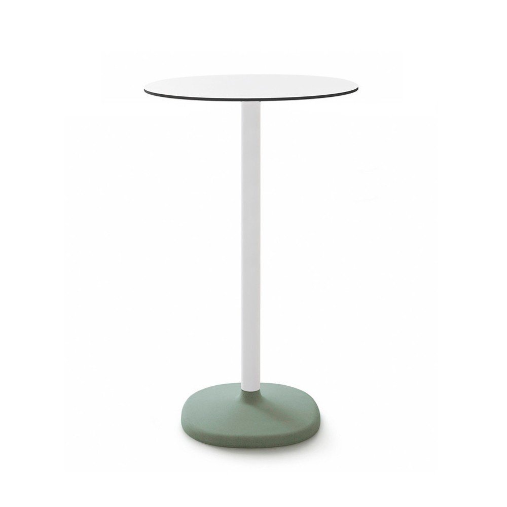 Mesa Alta Fonda de B-Line. Muebles y complementos de exterior e interior.