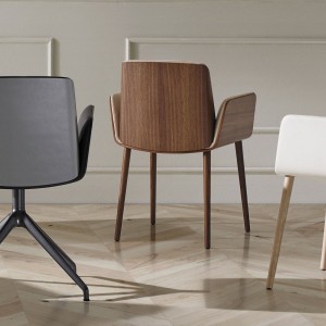 Sillón Hug HUG101 Punt. Sillones de diseño moderno. Silla para comedor.