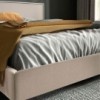 Cama Eter doble tapizado de Arlex. Muebles de diseño.