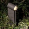 Lámpara suelo Oblique Bollard Outdoor Artemide. Diseño elegante para exteriores.