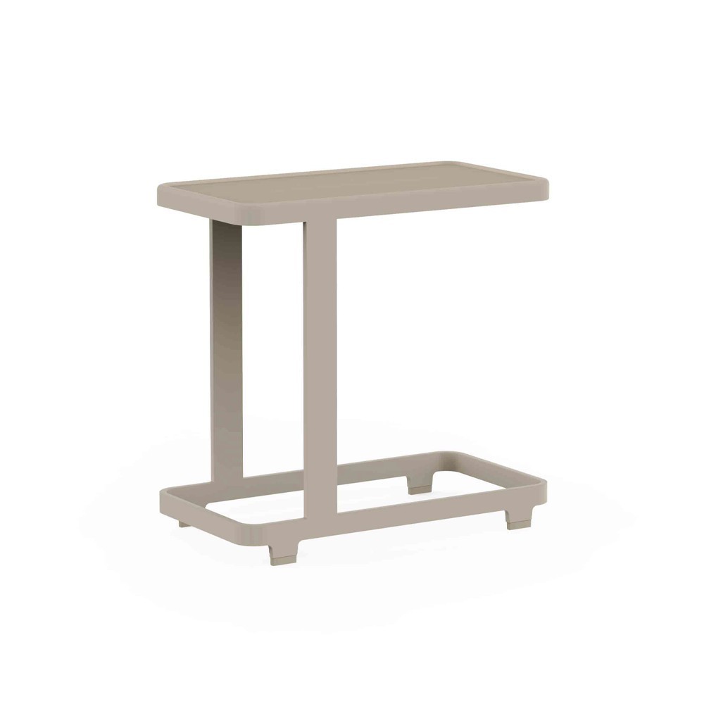 Mesa auxiliar Flat de Gandia Blasco. Mesa de diseño moderno para exterior.