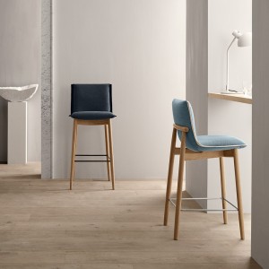 Taburete Embrace E006/E007 Carl Hansen and Son. Taburete de diseño moderno.