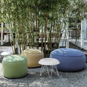 Pouf Pollon de Casamania. Sillas modernas. Pouf de diseño para exterior.
