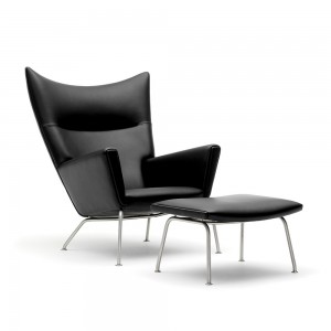 Reposapies de cuero CH446 de Carl Hansen and Son. Reposapíes de diseño.