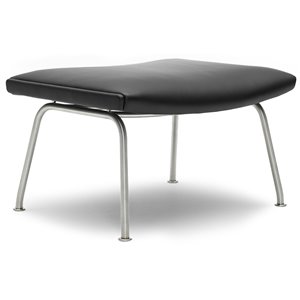 Reposapies de cuero CH446 de Carl Hansen and Son. Reposapíes de diseño.