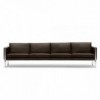 Sofá serie CH100 de Carl Hansen and Son con un diseño moderno y elegante ideal para hogares modernos.
