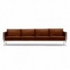 Sofá serie CH100 de Carl Hansen and Son con un diseño moderno y elegante ideal para hogares modernos.