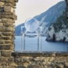 Sillón de policarbonato con brazos Louis Ghost Kartell. Diseño de calidad.