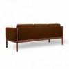 Sofá CH163 en tela de Carl Hansen and Son con un diseño moderno y elegante que entrega calidad a cualquier espacio.