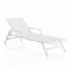Tumbona con brazos Stack de Gandia Blasco. Tumbona reclinable para terraza.