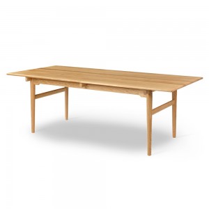 Mesa CH327 extensible de Carl Hansen and Son con un diseño único y moderno.
