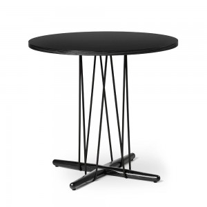 Mesa Embrace E020 de Carl Hansen and Son. Mesas de diseño moderno y elegante.