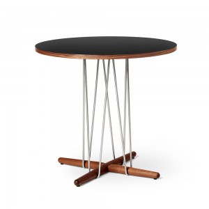 Mesa Embrace E020 de Carl Hansen and Son. Mesas de diseño moderno y elegante.