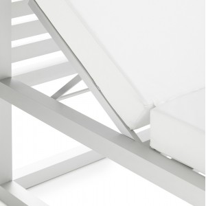 Cama cómoda de diseño Daybed Reclinable para exterior de Gandía Blasco