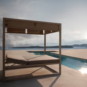 Cama Daybed Elevada para exterior de Gandía Blasco. Camas de diseño con parasol.