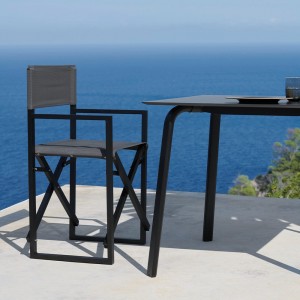 Silla Clack! de Gandia Blasco. Silla pleagble de diseño para exterior.