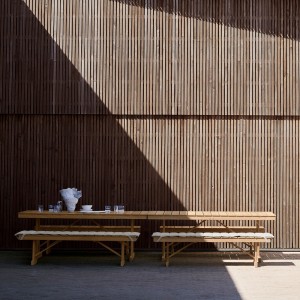 Mesa para exteriores BM1771 de Carl Hansen & Son. Mesas para jardín.