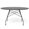 Mesa Glossy Outdoor de Kartell. Diseño moderno ideal para exteriores.