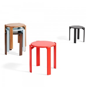 Taburete Rey de Hay de diseño clásico ideal para interiores.