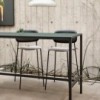 Taburete Soft Edge 90 tapizado para espacios interiores. Diseño de Hay.
