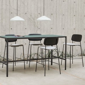 Taburete Soft Edge 90 tapizado para espacios interiores. Diseño de Hay.