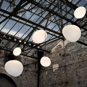 Lámpara de suspensión Gregg de Foscarini. Lámparas de diseño modernas.