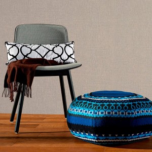 Silla AAC 13 tapizada de Hay, estilo nórdico y asiento tapizado para comedor.