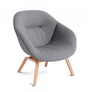 Butaca AAL 83 tapizado Soft de Hay para interiores, estilo nórdico y asiento tapizado.