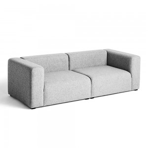Sofá Mags 2,5 Seater tapizado de HAY para salón.