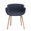 Silla Bai madera tapizada de Ondarreta. Sillas de diseño. Silla de líneas envolventes.